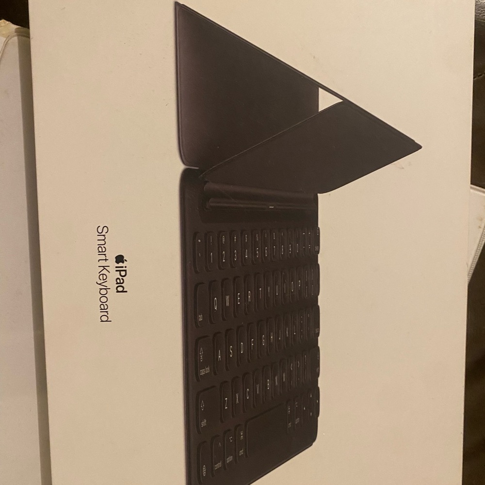 Apple iPad Smart Keyboard - Dark Gray